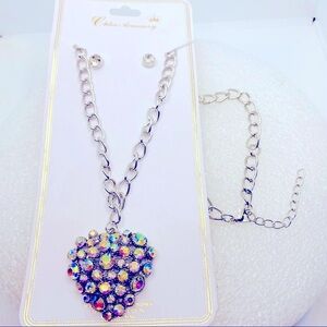 NWT Necklace Crystal Iridescent Heart with Earrings and Silver colored chain